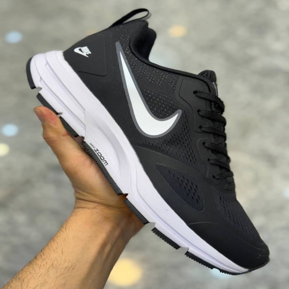 NIKE ZOOM
