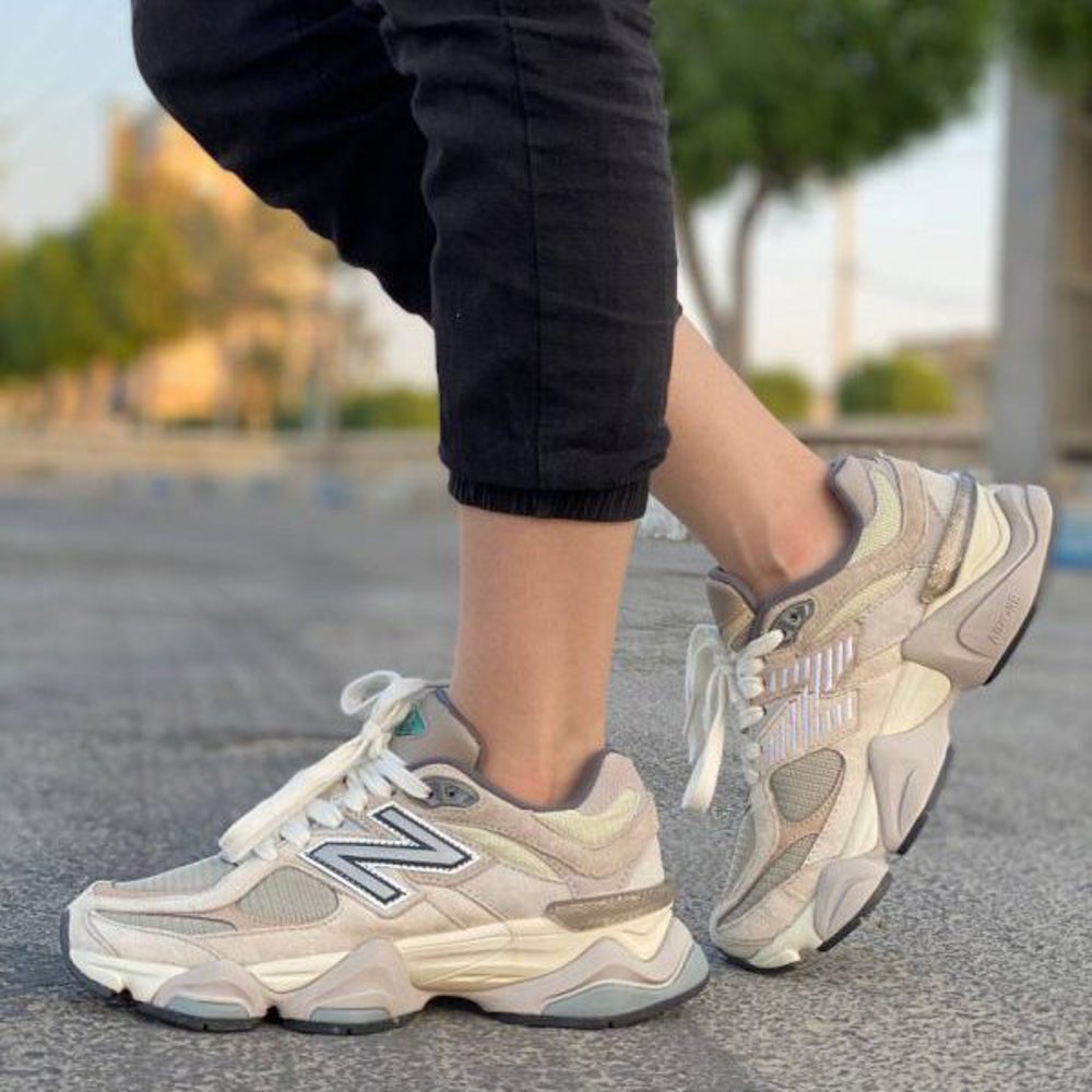 NEW BALANCE 9060