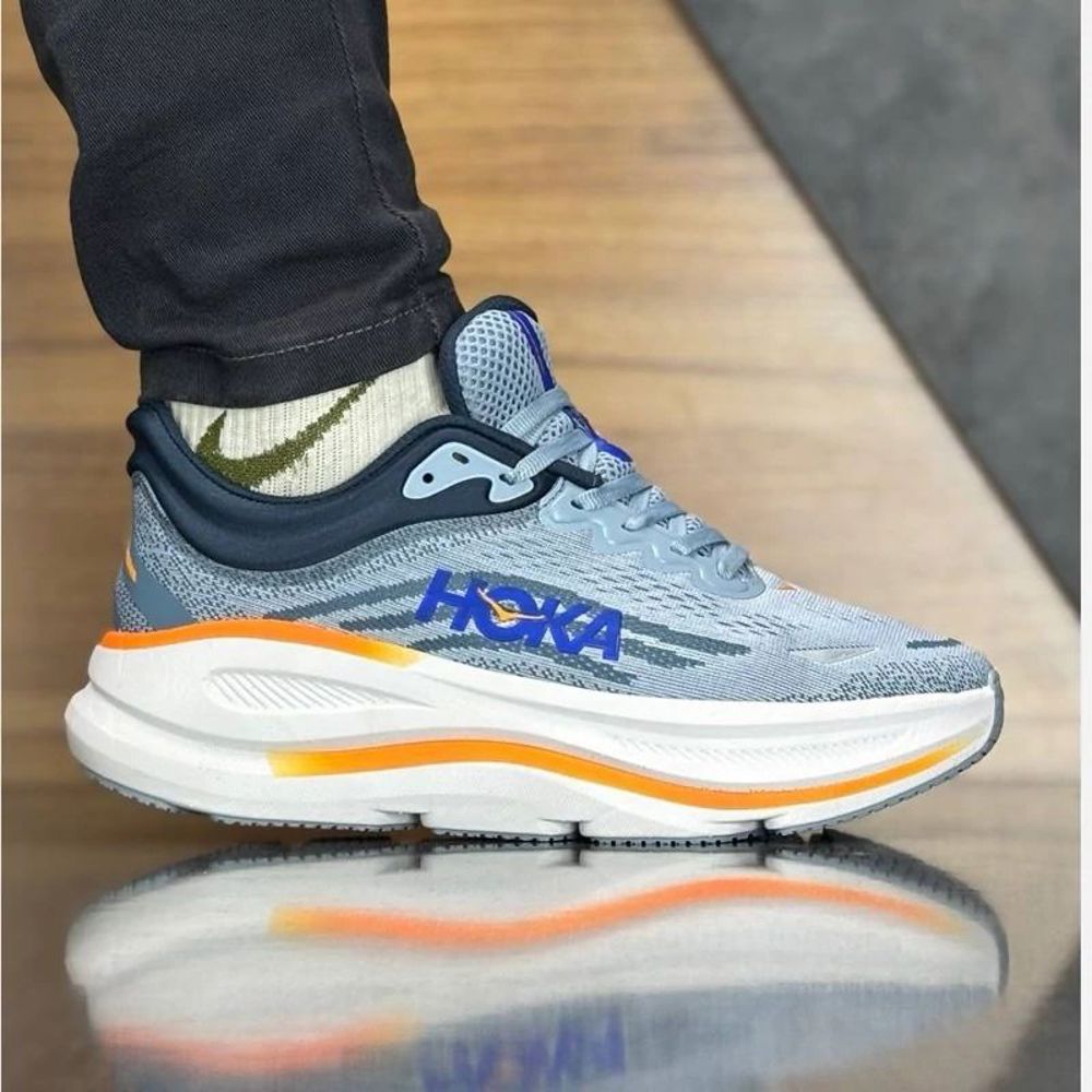 HOKA