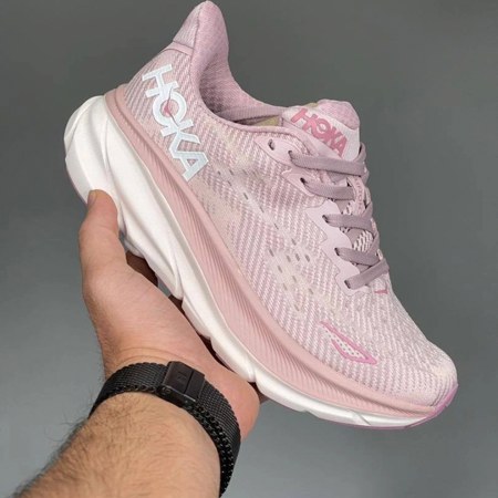 HOKA